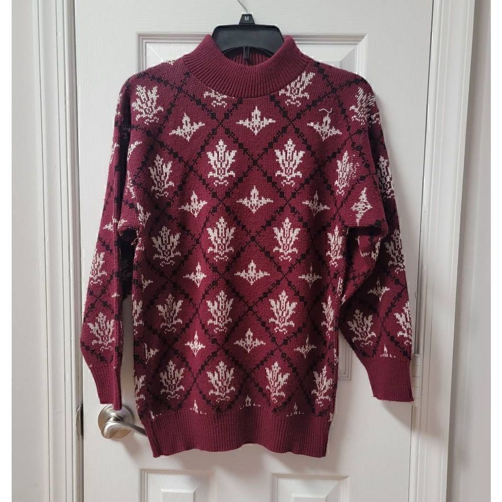 Vintage Burgundy Silver Fleur De Lis Sweater M